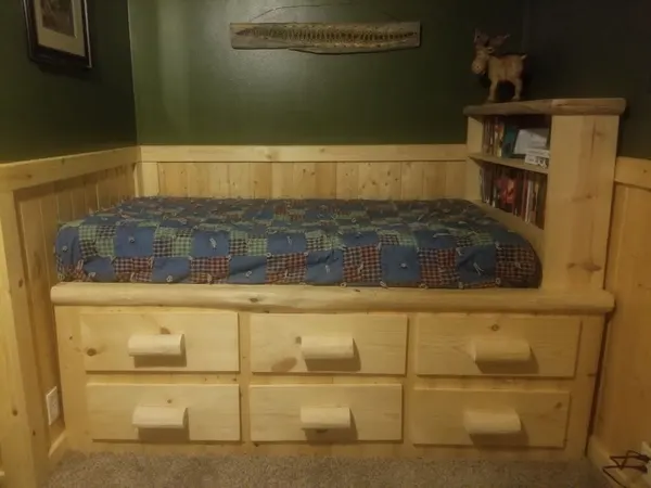 Captain's Bed